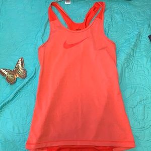 Nike pro Dri-Fit tank top ❣️